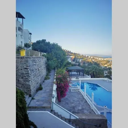 Gündoğan Koyu Manzaralı Сasa de vacaciones Bodrum