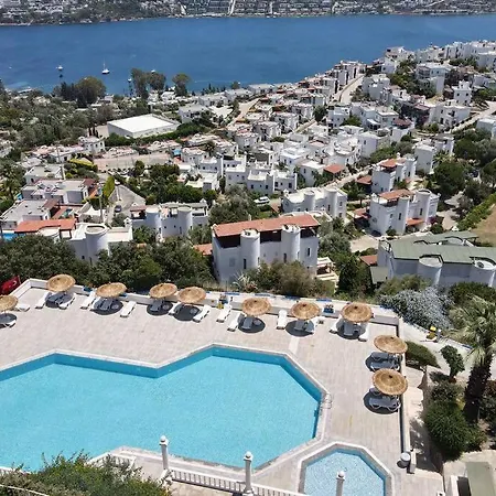 Сasa de vacaciones Gündoğan Koyu Manzaralı